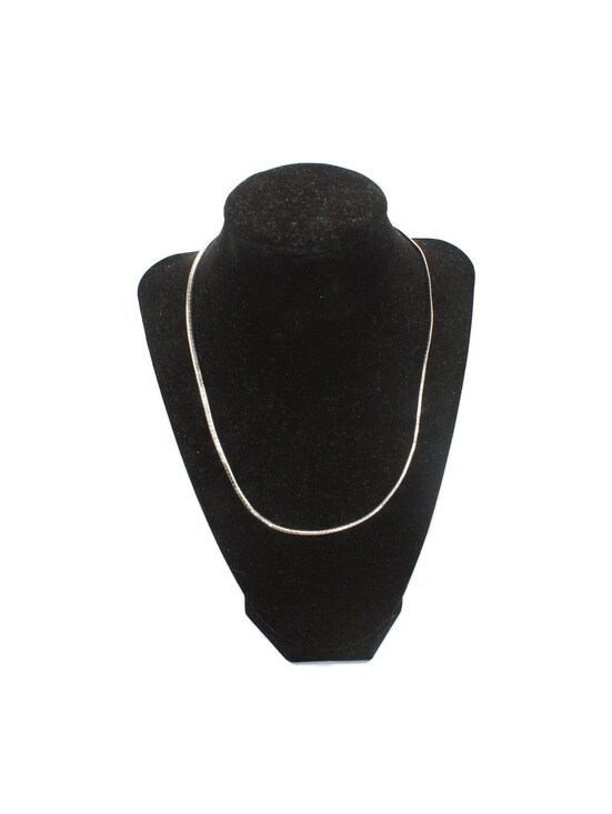 Jewelry - Vintage Silver Tone Chain Necklace with Lobster Claw Clasp.